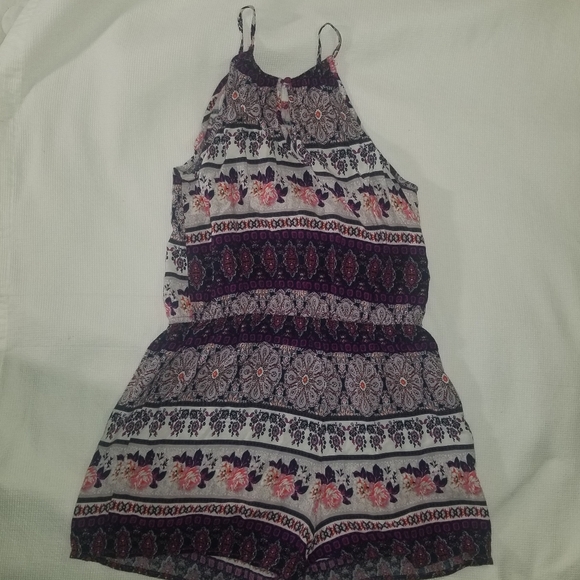 Mossimo Supply Co. Romper - Picture 2 of 2